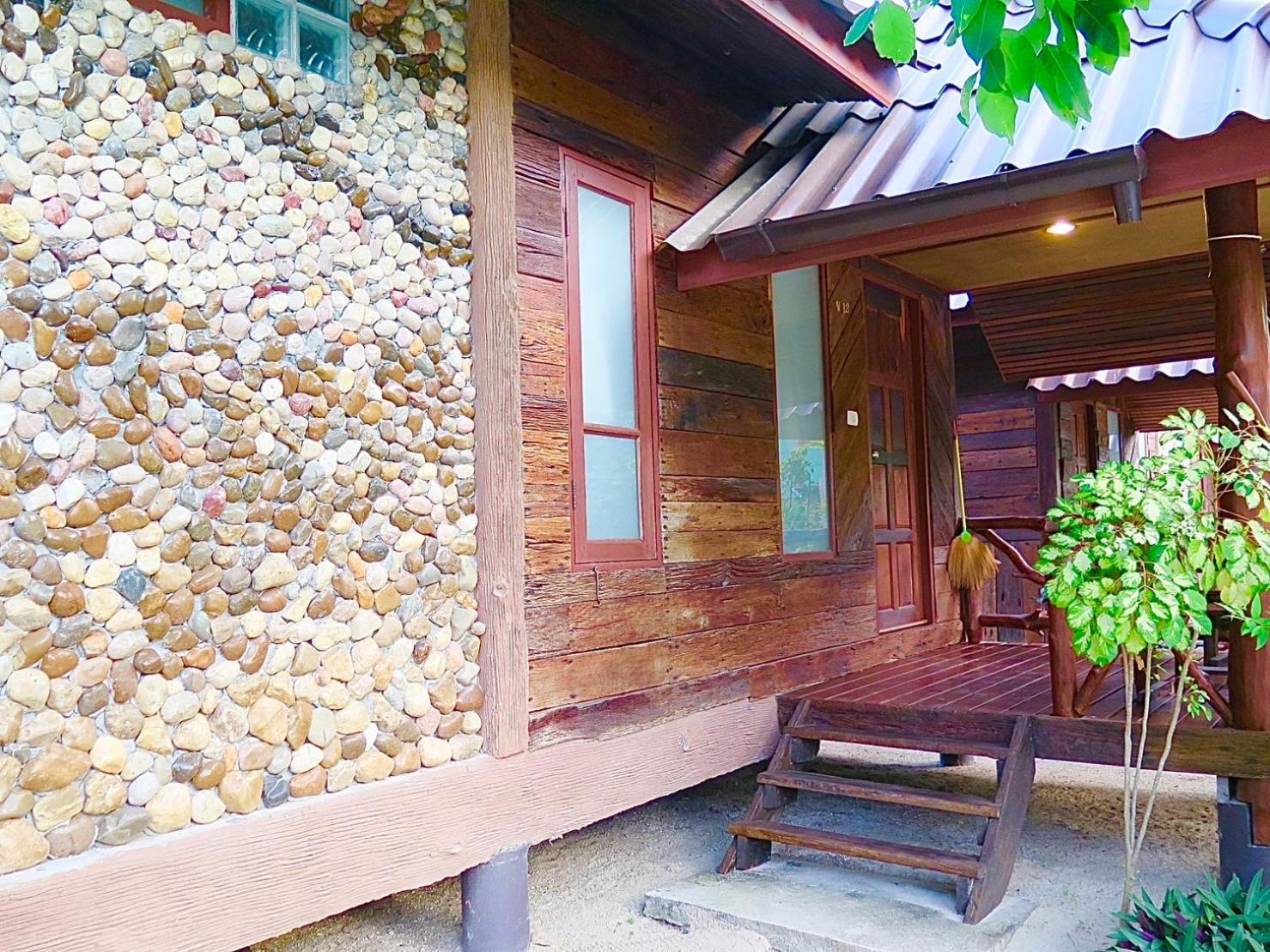 V-View Beach Resort Baan Tai Exterior photo