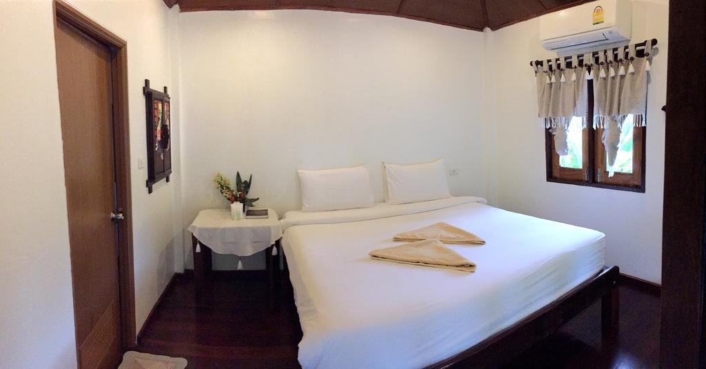 V-View Beach Resort Baan Tai Exterior photo