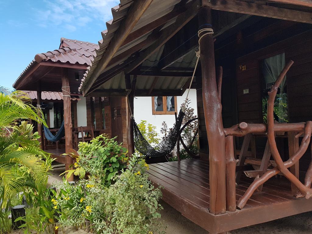 V-View Beach Resort Baan Tai Exterior photo